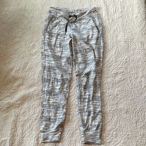 Lululemon joggers